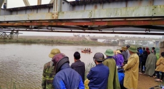 Thanh Hóa: Nỗ lực tìm kiếm người đàn ông mất tích dưới sông