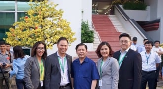 Bộ trưởng GTVT thăm, chúc tết Cảng hàng không quốc tế Tân Sơn Nhất