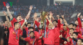 HLV Park Hang Seo dẫn dắt cả ĐT Việt Nam và U23 Việt Nam