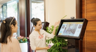 Đua nhau “check in” tại khách sạn áp dụng công nghệ nhân dạng đầu tiên tại Việt Nam