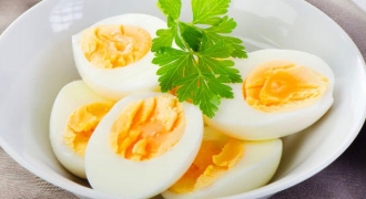 Mẹo luộc trứng đạt độ chín chuẩn như siêu đầu bếp
