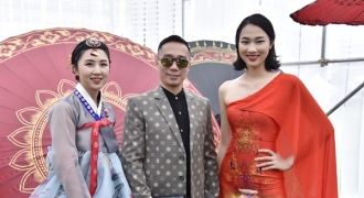 HH Thủy Tiên diện áo dài cảm hứng từ hoa sen của NTK Đỗ Trịnh Hoài Nam nổi bật tại Asean Week 2019