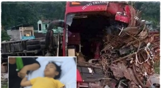 Tai nạn thảm khốc 40 người thương vong ở Hòa Bình: Nhân chứng kể lại phút giây kinh hoàng