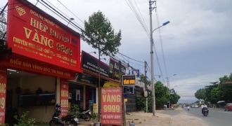 Hà Nội: Trộm tháo mái tôn “cuỗm” 1,8 tỷ tiền, vàng trong đêm mưa