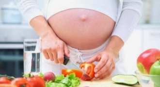 Những thực phẩm mẹ bầu nên ăn để thai nhi mau tăng cân