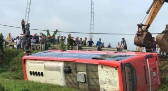 Điều tra nguyên nhân vụ tai nạn xe khách khiến 20 người thương vong ở Hà Tĩnh