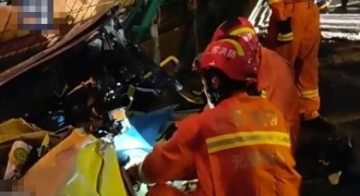 Nguyên nhân sập cầu ở Trung Quốc khiến 3 ô tô bị đè nát