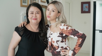 Quỳnh Anh Shyn tiết lộ mẹ là tác giả của những trang phục cực chất
