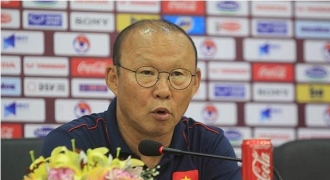 HLV Park Hang-seo nói gì về phong độ của Văn Hậu, Công Phượng trước trận gặp UAE?