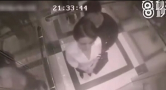 Bị sàm sỡ trong thang máy, cô gái tung đòn khiến kẻ dâm ô ngã gục