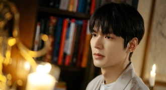 Gần ngày phát sóng, đoàn phim “Quân vương bất diệt” có Lee Min Ho đóng bị tố gian dối