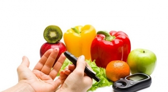 Người mắc bệnh tiểu đường nên ăn hoa quả gì?