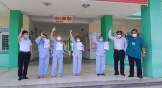 4 bệnh nhân Covid-19 đầu tiên ở Đà Nẵng được xuất viện
