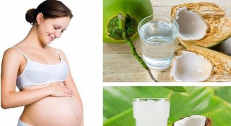 Mẹ bầu uống nước dừa vào thời điểm nào tốt nhất?