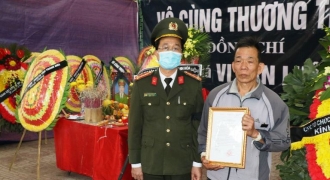 Thăng quân hàm cho Thiếu tá Vi Văn Luân hy sinh khi truy bắt tội phạm ma túy