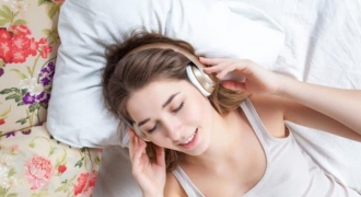 6 tác dụng để bạn nghĩ đến việc nghe nhạc ngay khi thức dậy
