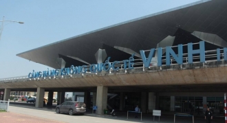 Tìm lái xe ôm chở bệnh nhân nCoV từ Sân bay Vinh