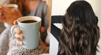 Điều gì xảy ra với tóc khi ngừng uống cà phê?