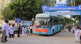 50 cán bộ y tế Thị xã Hoàng Mai - Nghệ An lên đường chi viện miền Nam chống dịch