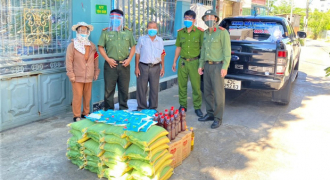 Công an, quân đội cung ứng thực phẩm cho người dân Đà Nẵng trong 10 ngày thực hiện “ai ở đâu ở đó”