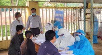 159 học sinh tại 1 trường ở Quảng Nam test nhanh dương tính SARS-CoV-2