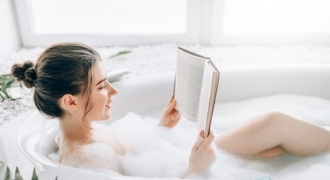 7 thói quen khi tắm của người sống thọ