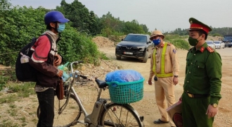 Nam thanh niên đạp xe gần 2.000km từ An Giang ra Tuyên Quang tìm việc làm
