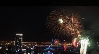 Đà Nẵng bắn pháo hoa và đại hội âm nhạc trong du lịch hè 2022