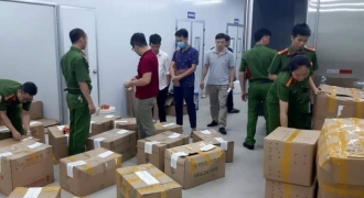 Phát hiện 600 kg viên nang Collagen giả tại kho hàng ở Bắc Giang