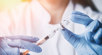 Vì sao phải ký cam kết khi không tiêm vắc xin Covid-19?