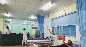 22 du khách Đà Nẵng nhập viện nghi do ngộ độc thực phẩm