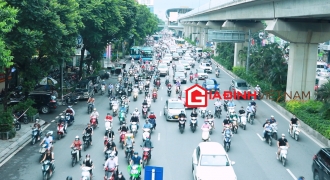 Giao thông lộn xộn, ùn tắc sau khi phân làn ở đường Nguyễn Trãi - Hà Nội
