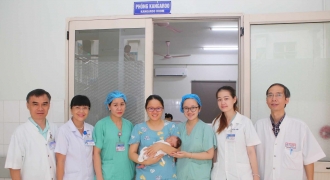 39 ngày cứu trẻ sơ sinh xoắn nghẹt ruột non hiếm gặp