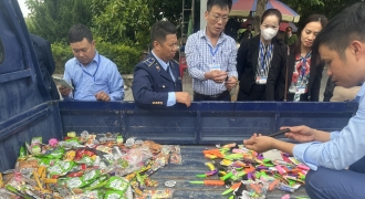 Xử lý cơ sở bán hàng trước trường học sau sự việc học sinh Quảng Ninh ngộ độc do kẹo lạ
