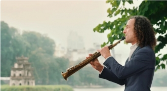 Huyền thoại saxophone Kenny G ra mắt MV 'Going Home' quảng bá du lịch Việt Nam