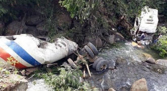 Nguyên nhân vụ tai nạn thảm khốc 13 người chết ở Lai Châu: Xe bồn mất phanh đâm vào xe khách