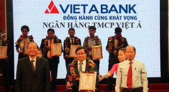 VietABank được vinh danh hiệu “Top 10 Thương hiệu Tín nhiệm 2017”