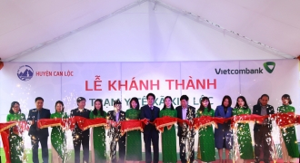 Vietcombank bàn giao công trình ASXH Trạm Y tế xã Kim Lộc, Hà Tĩnh