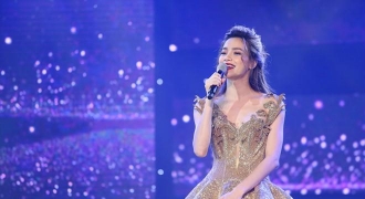 Hà Hồ bật mí về các ca khúc siêu “hit” tai đêm nhạc FLC Sầm Sơn