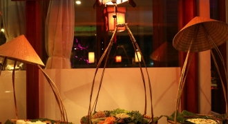 Thử tiệc buffet cực chất tại Premier Village Danang Resort để thấy Tết đặc biệt đến thế nào