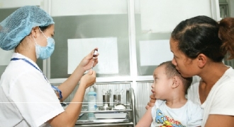 Tiêm vắc-xin phòng Sởi-rubella cho 6 tỉnh có nguy cơ cao