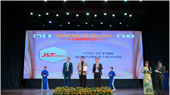 J&T Express Việt Nam tiếp tục được vinh danh Thương hiệu xuất sắc Châu Á