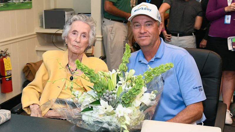 Mẹ của golfer Davis Love III và Mark Love qua đời