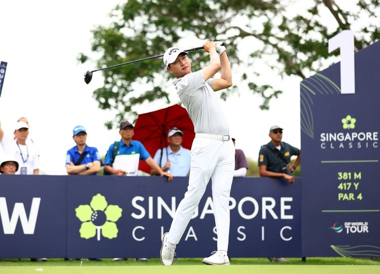 Jeunghun và Alejandro Del Rey chia sẻ ngôi đầu Singapore Classic