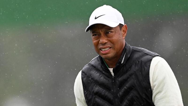 Lo ngại với chấn thương của Tiger Woods