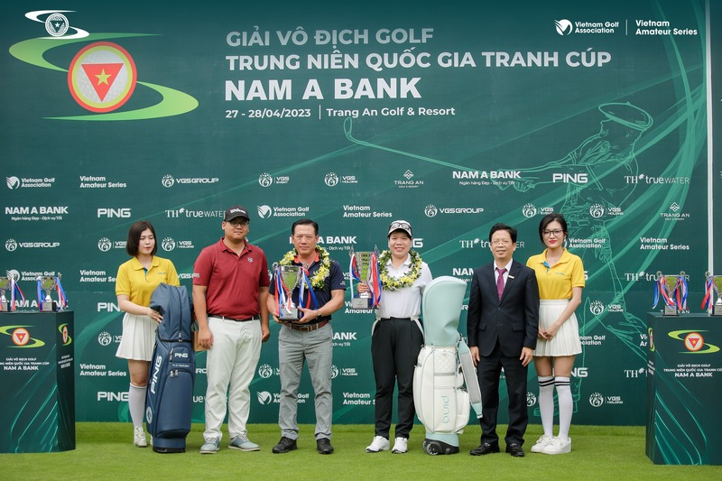 Hai tân vô địch ở giải golf Trung niên Quốc gia 2023