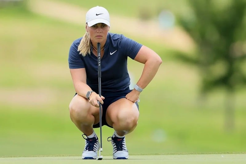 Maja Stark ném gãy gậy vì thi đấu thảm họa tại KPMG Women’s PGA Championship
