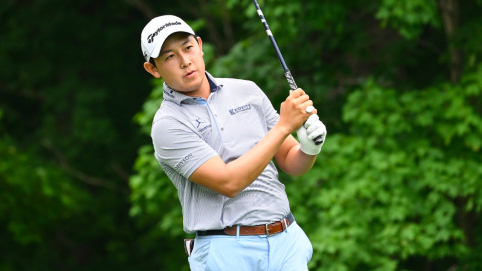 Golfer tự trách vì gạt hỏng ở John Deere Classic