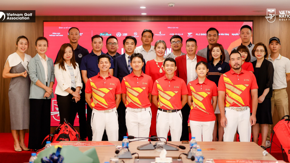 Đội tuyển golf Việt Nam trẻ nhất lịch sử xuất quân dự SEA Games 32