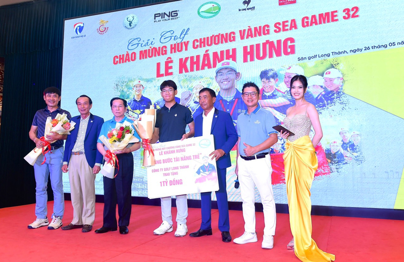 Lê Khánh Hưng nhận 1,3 tỷ đồng từ Chủ tịch công ty golf Long Thành và các CLB Golf